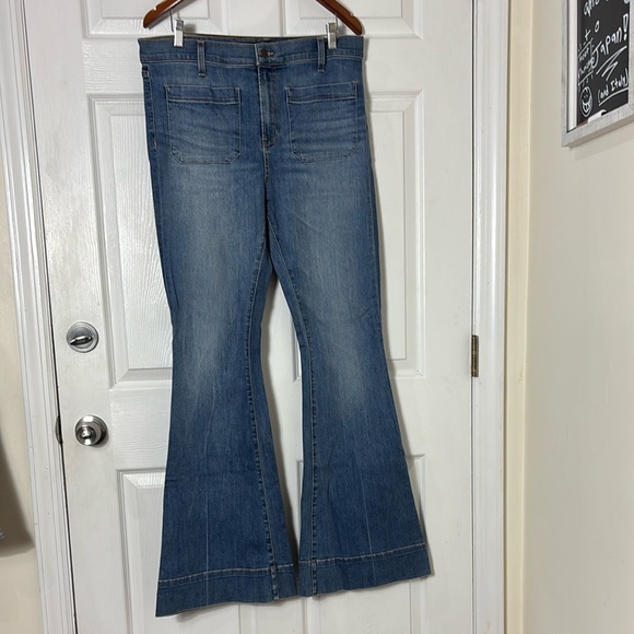 NEW VERONICA BEARD Sheridan Bell Bottom Exaggerated Flare High Rise size 15 / 34 - Picture 1 of 13